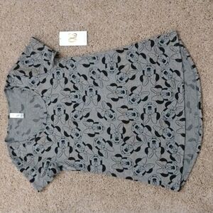 LuLaRoe Disney Minnie Mouse Hi-Lo Top